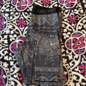 Nike pro leggings